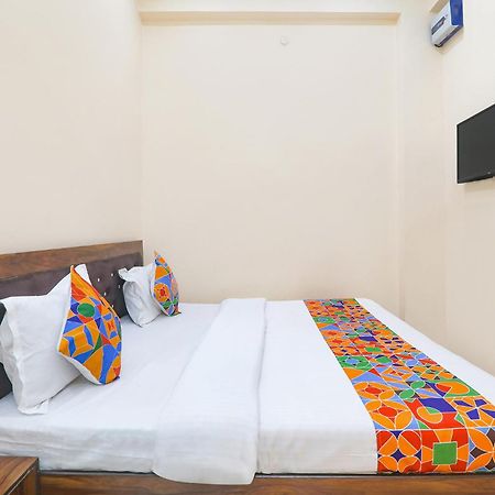 Fabhotel Rk Palace Ayodhya エクステリア 写真