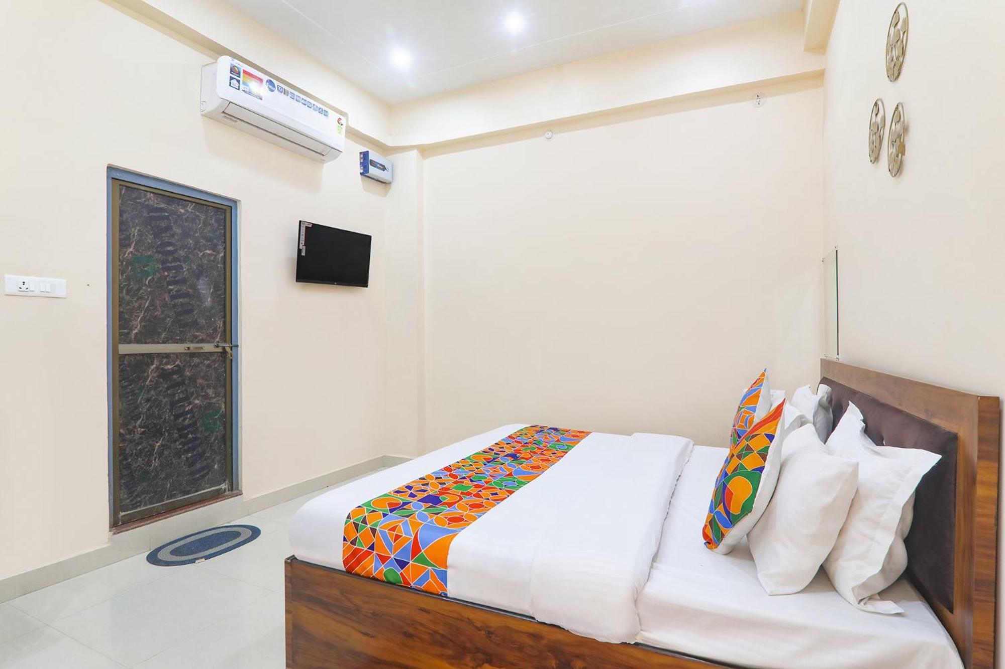 Fabhotel Rk Palace Ayodhya エクステリア 写真