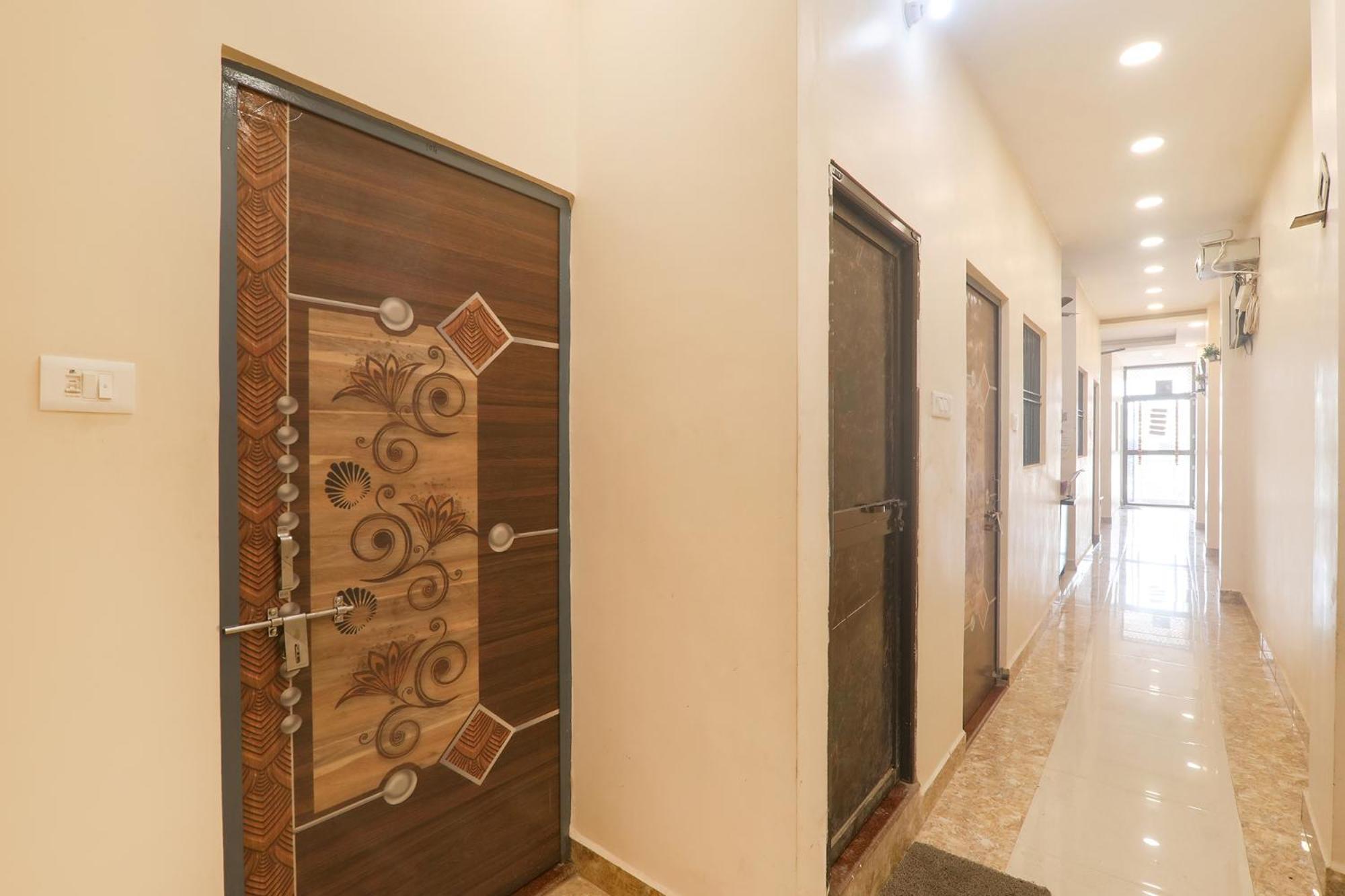 Fabhotel Rk Palace Ayodhya エクステリア 写真