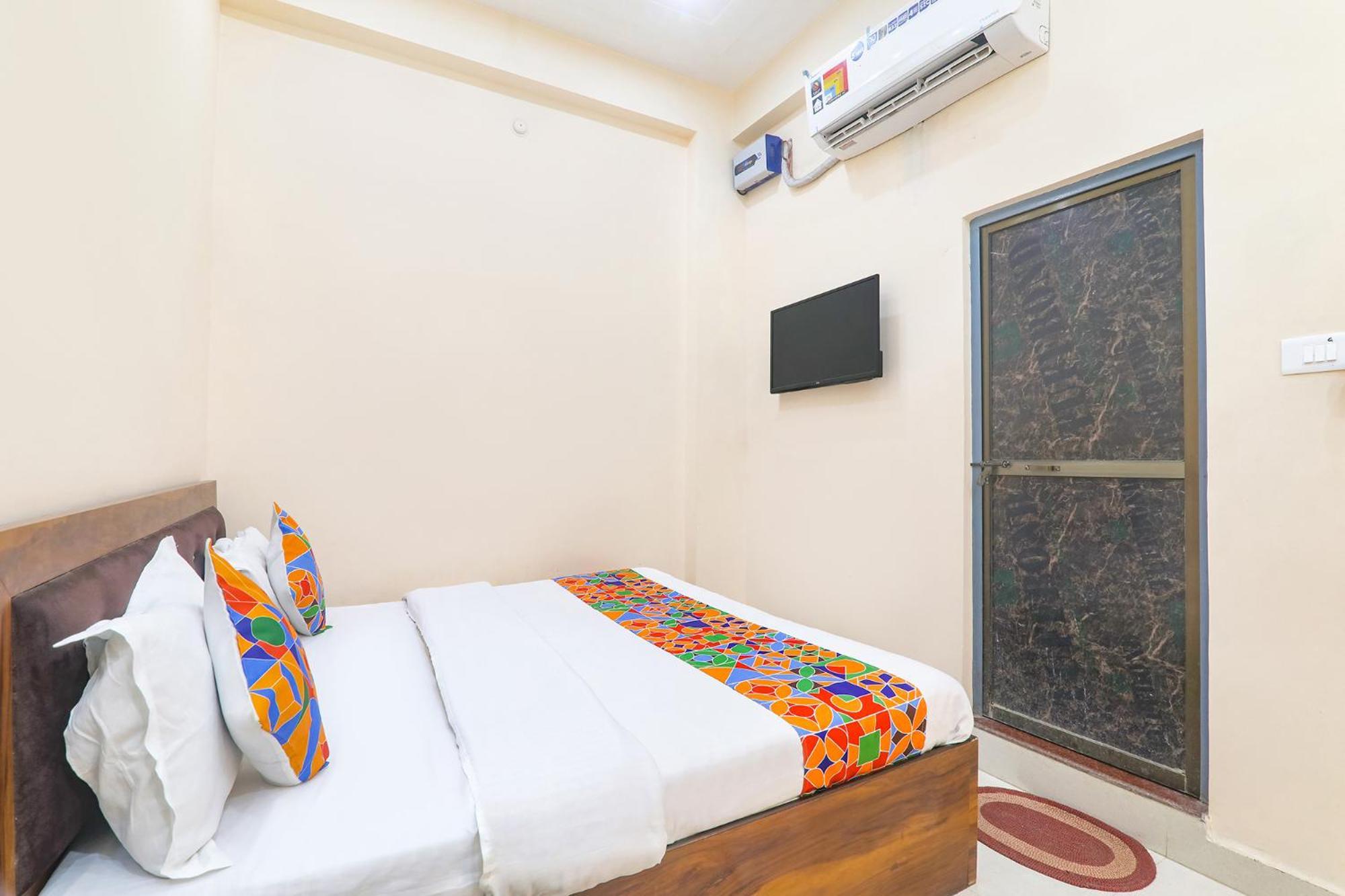 Fabhotel Rk Palace Ayodhya エクステリア 写真